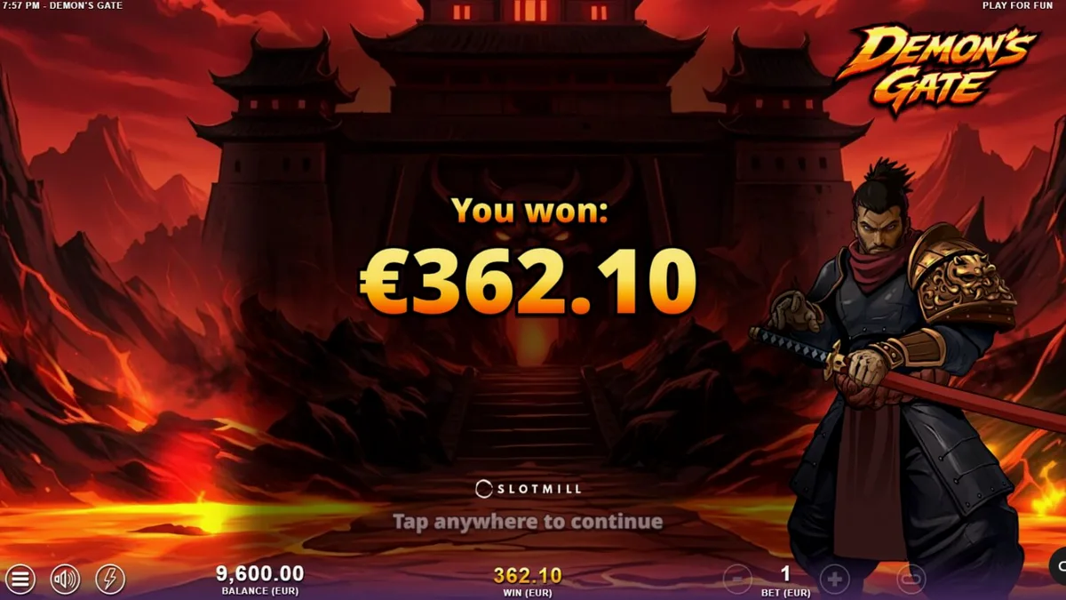 Tampilan visual slot Demon's Gate dengan tema samurai dan gerbang neraka yang bercahaya
